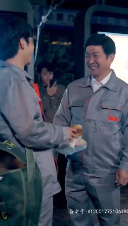 至尊金瞳神醫(yī)（覺醒醫(yī)皇神童）