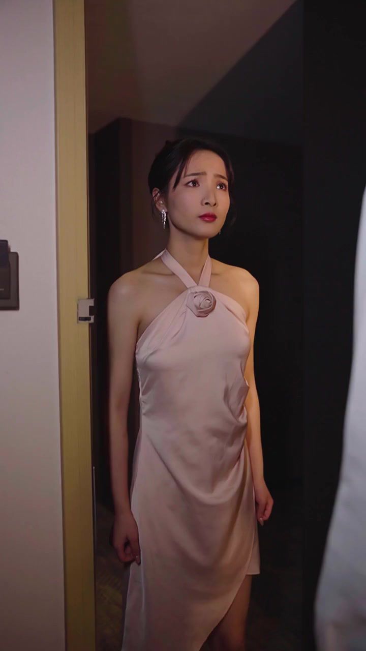 裴總，夫人說(shuō)她不需要兩個(gè)老公