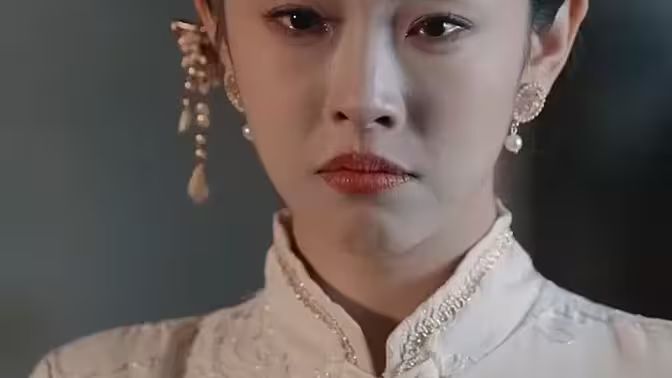 危墻之下