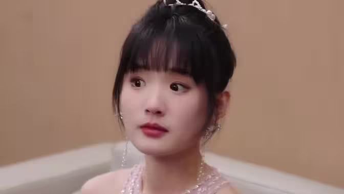 傅少，您夫人馬甲藏不住了