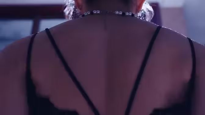 完蛋，我被七個(gè)女神逼婚了