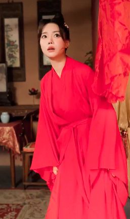 新：王妃她又美又颯（余宗偉-孔玉倩)