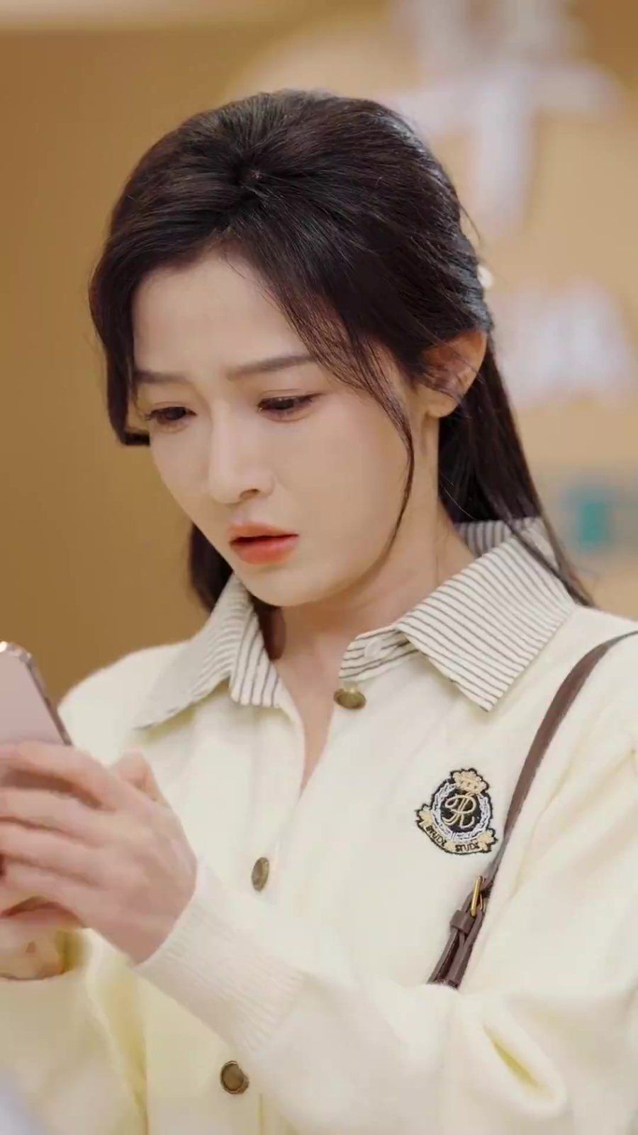 離婚后，陸總舔狗上身幫我提鞋（離婚后陸總舔狗上身幫我提鞋）