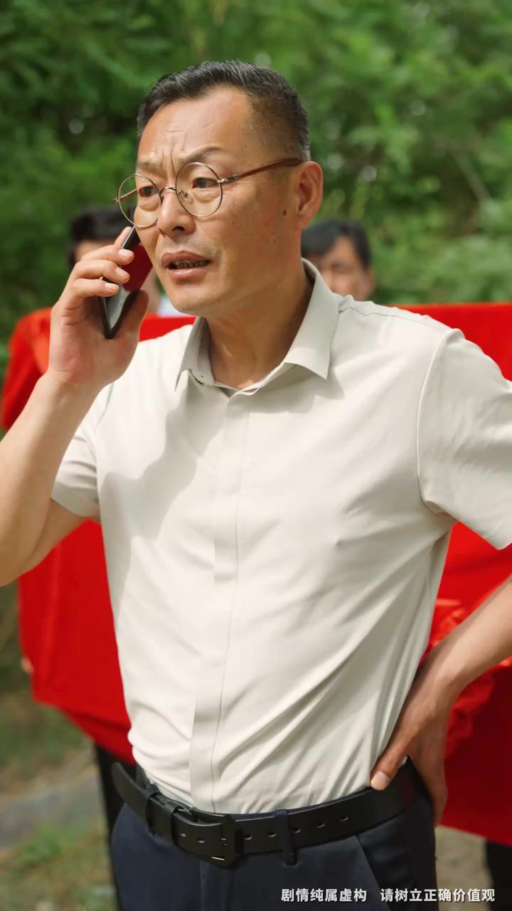 奶奶的廢品車載我進(jìn)清華